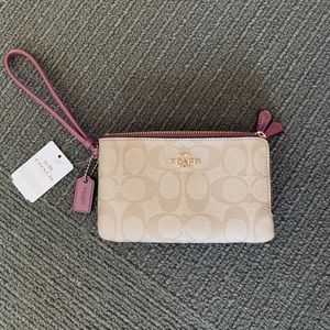 New Coach Double Corner Zip Wristlet